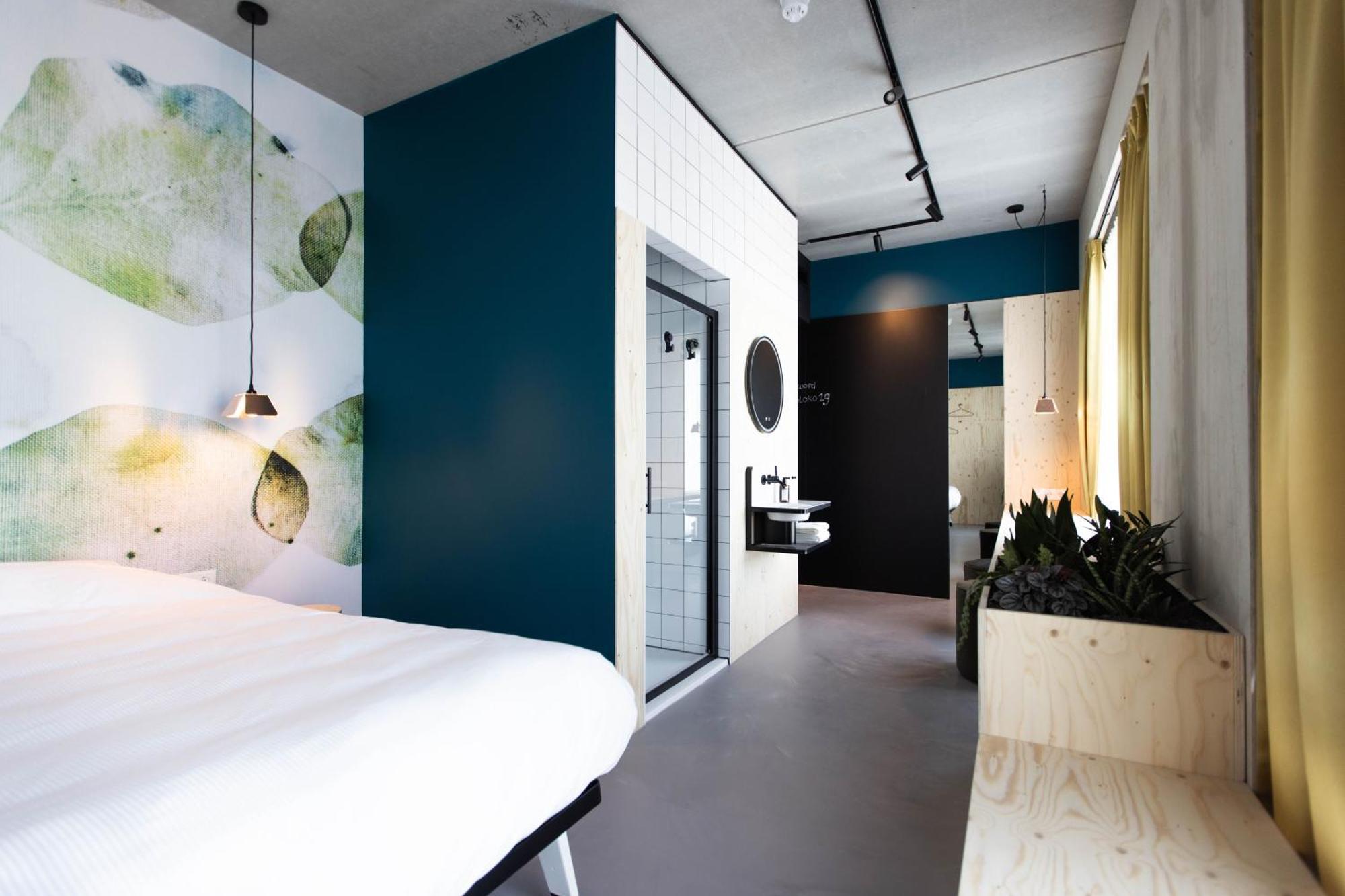 Moloko, Modern Designed Sleep & Shower Hotel In City Center, Digital Key By Sms Enschede Ngoại thất bức ảnh