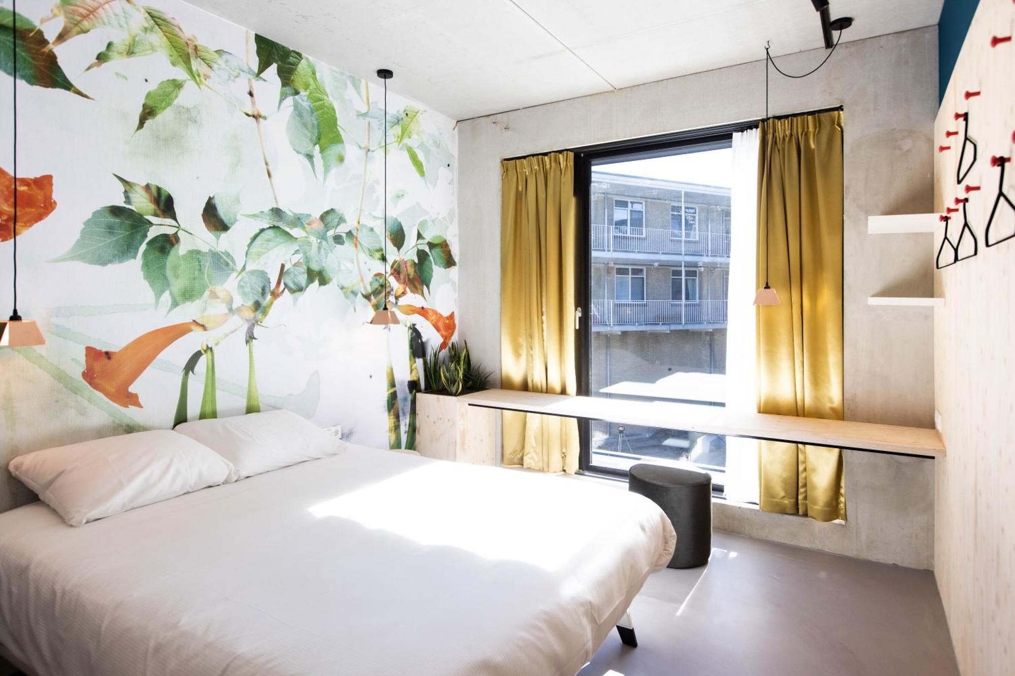 Moloko, Modern Designed Sleep & Shower Hotel In City Center, Digital Key By Sms Enschede Ngoại thất bức ảnh